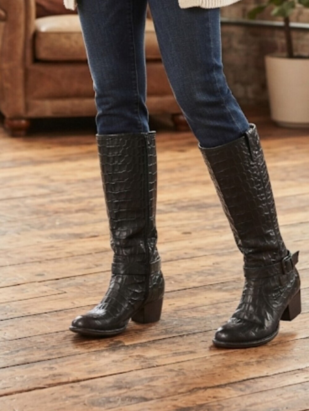 Born Women Tall Black Crocodile-Embossed Knee-High Boots Shoes Sz 9